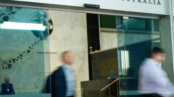 Interest Rate Timing Crucial: US Holds Steady, Will Australia Follow Suit?