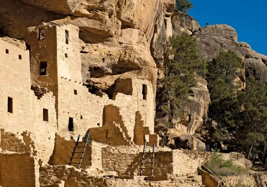 Mesa Verde National Park: Ultimate Guide to Cliff Dwellings & Visiting Tips