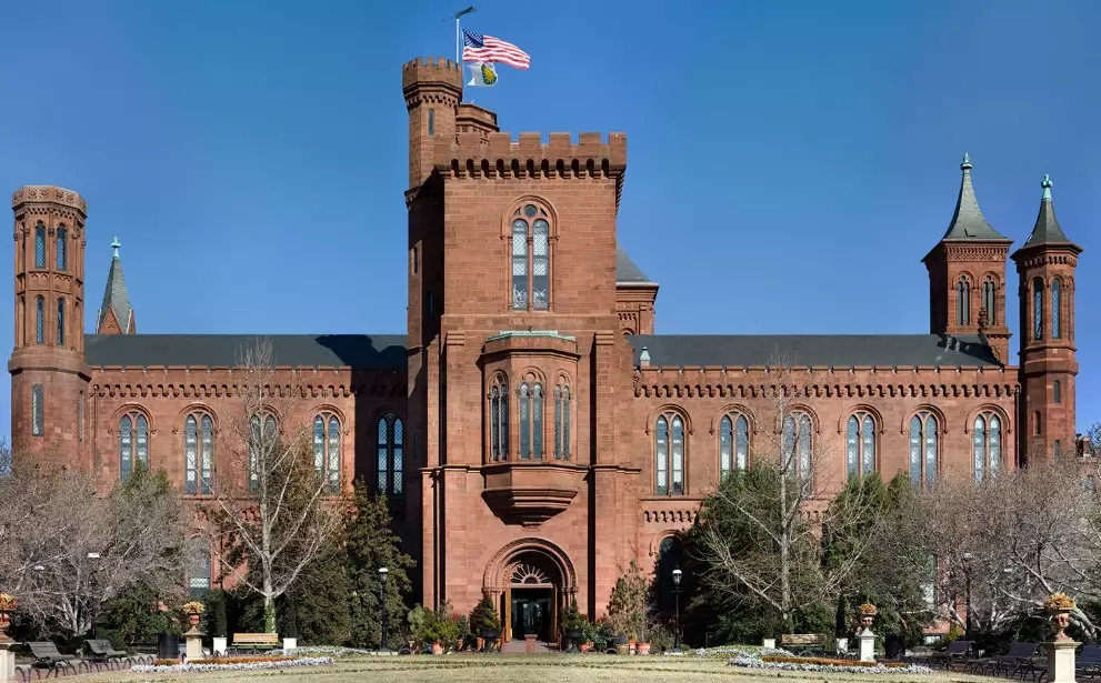 Smithsonian Institution: Your Complete Guide to America's Cultural Treasure