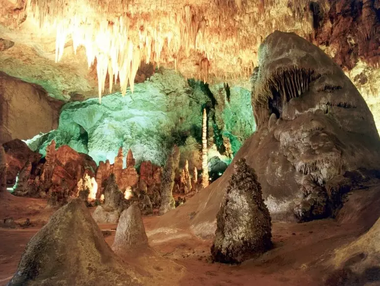 Carlsbad Caverns National Park hiking