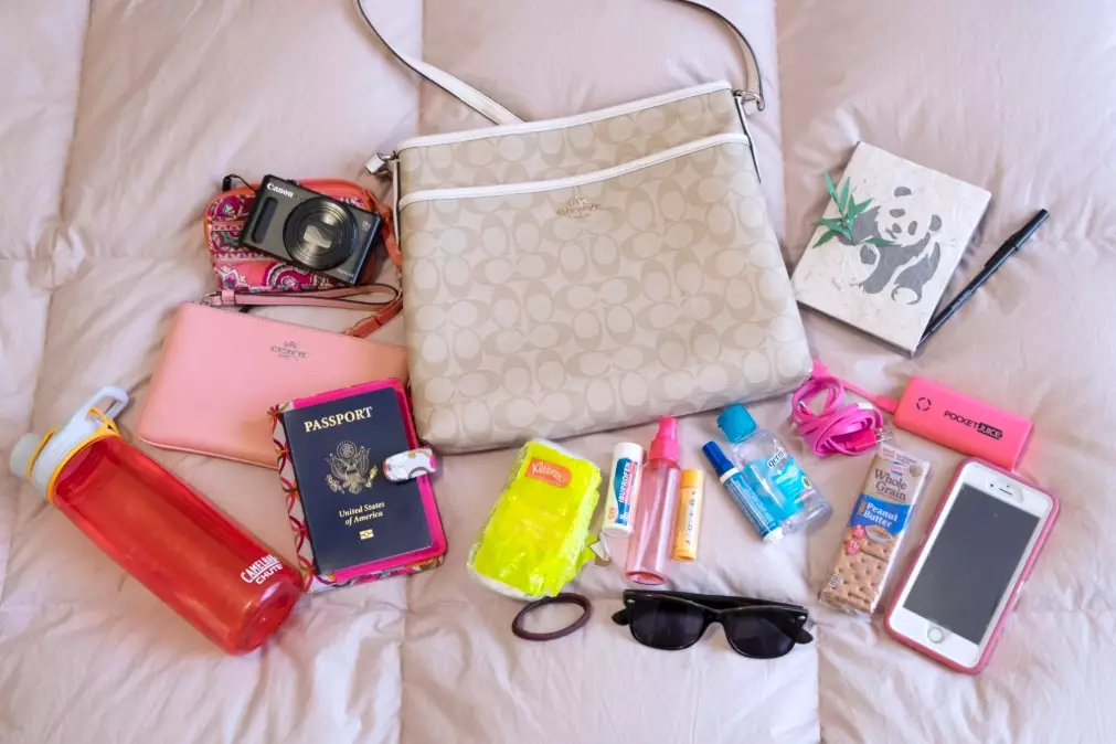 What to Bring to the USA: The Essential Packing List for Travelers