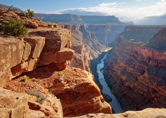 grand canyon visiting season