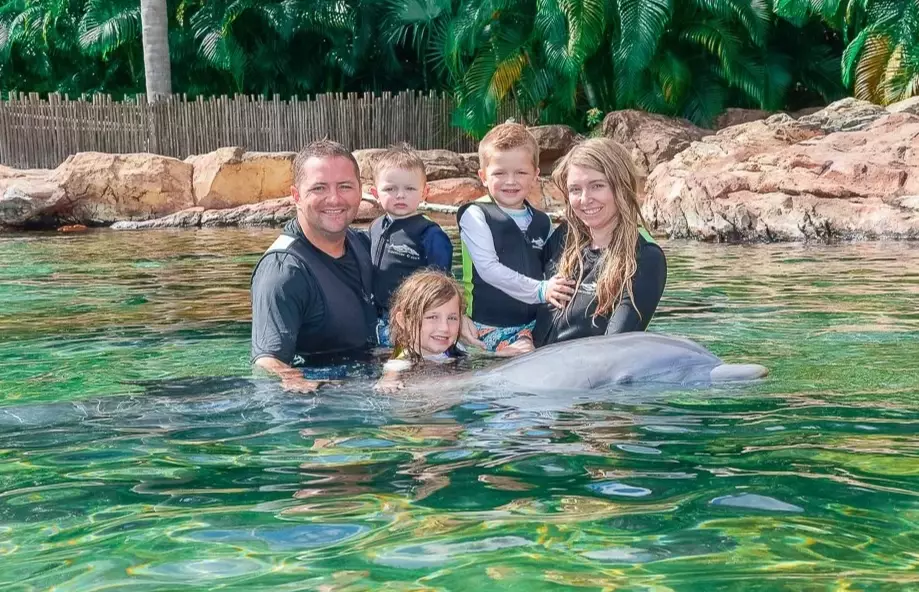 budget family vacations USA