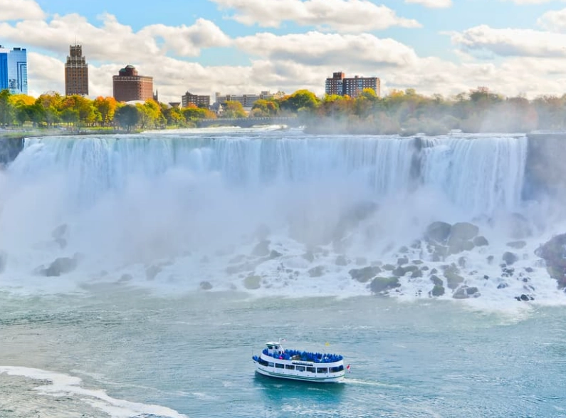 best time to visit niagara falls