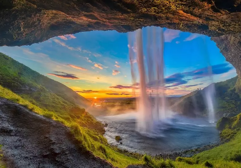 California tourist attractions California tourist attractions