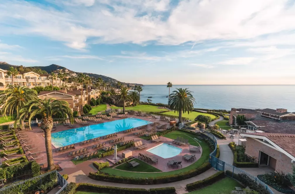 How much do hotels usually cost in California?