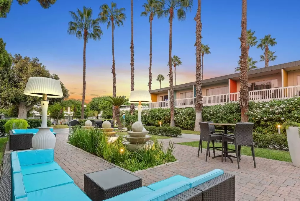 Anaheim hotels near Disneyland