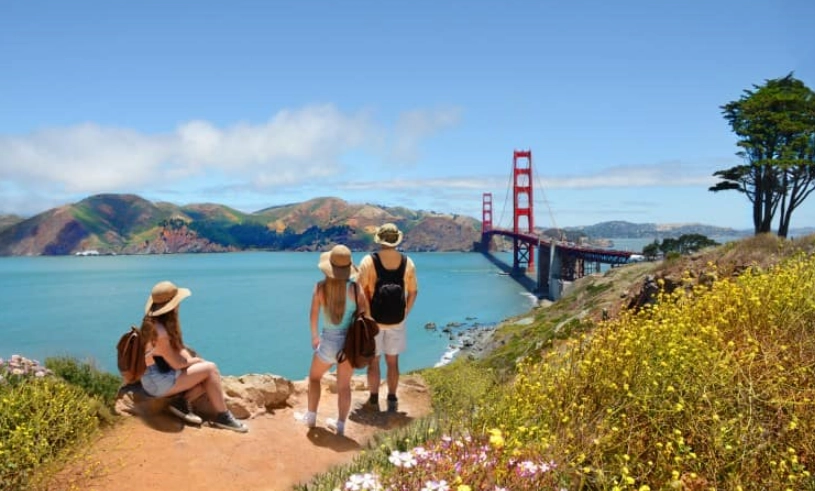 Do tourists still go to San Francisco?