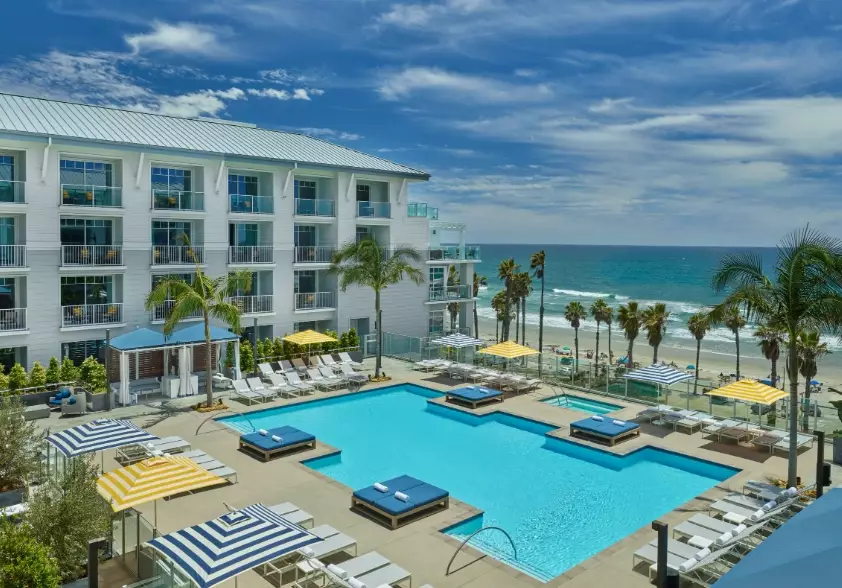 Beachfront hotels Southern California